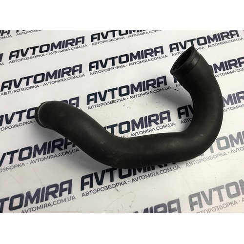 Патрубок радиатора Fiat Punto 2005-2018 1.3JTD 51779540